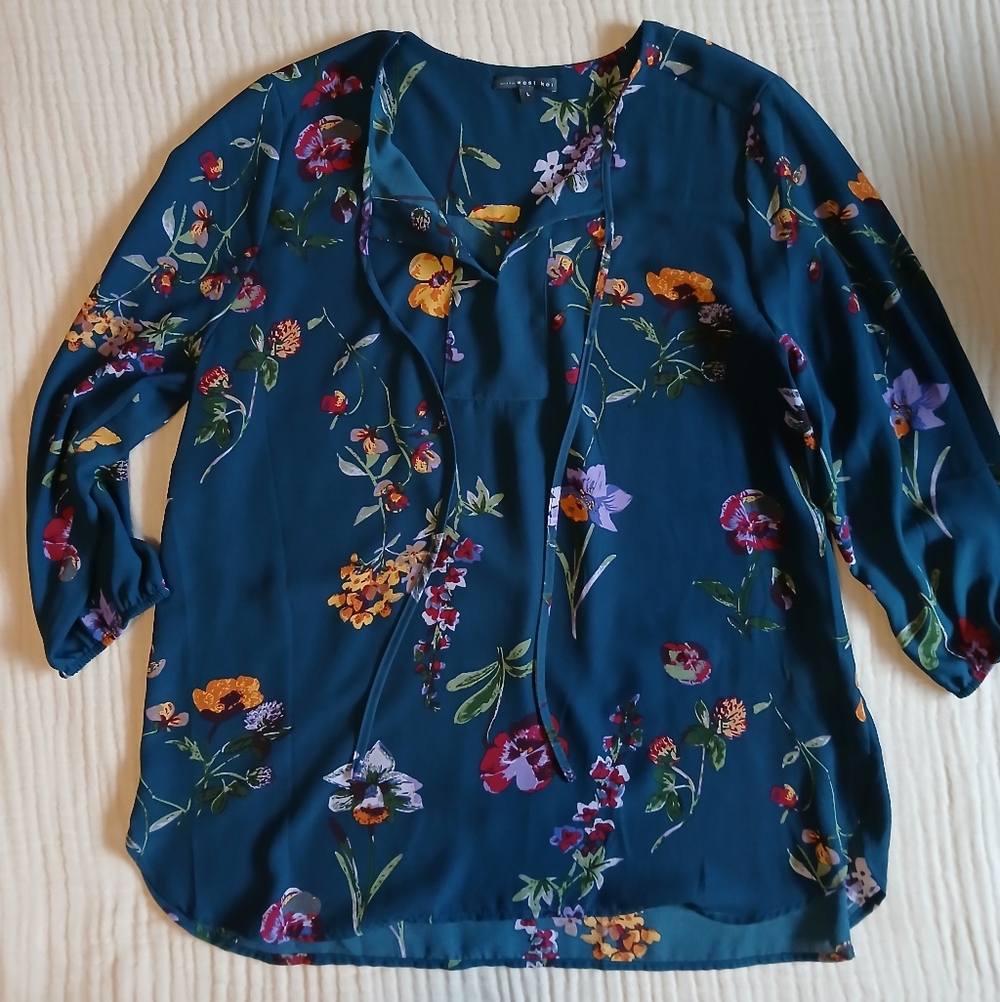 West Kei Multicolor Floral Blouse - Picture 7 of 9